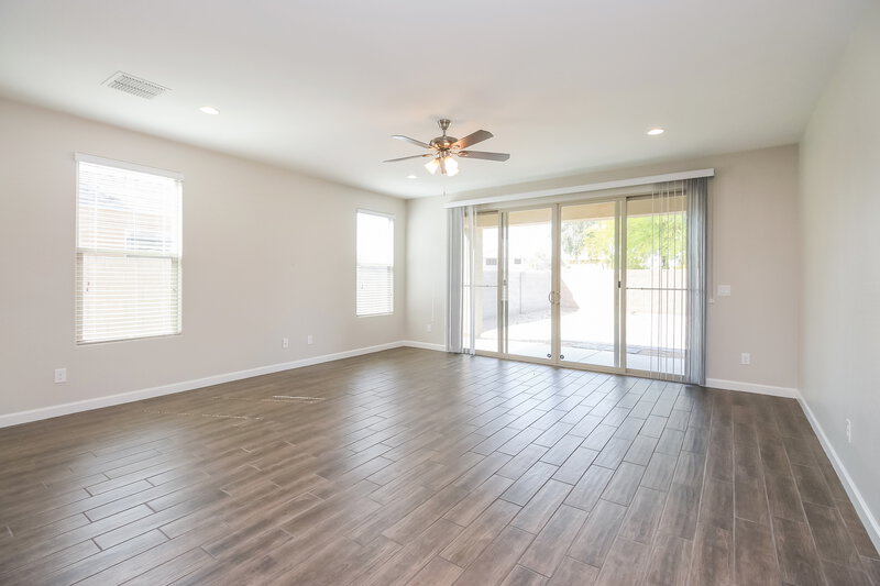 2,435/Mo, 987 W Angus Rd San Tan Valley, AZ 85143 Living Room View