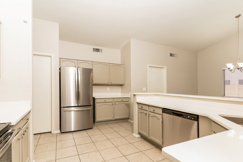 2,220/Mo, 7580 W San Miguel Ave Glendale, AZ 85303 Misc View 7