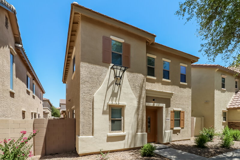 1,900/Mo, 14069 W Country Gables Dr Surprise, AZ 85379 External View