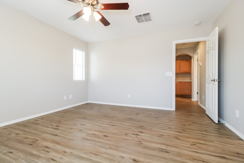 1,900/Mo, 14069 W Country Gables Dr Surprise, AZ 85379 Main Bedroom View 2
