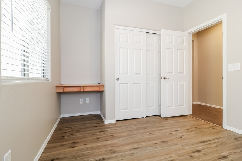 1,900/Mo, 14069 W Country Gables Dr Surprise, AZ 85379 Bedroom View 2