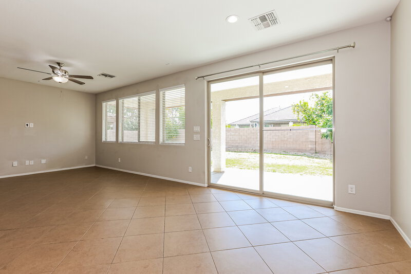 2,190/Mo, 22479 E Desert Spoon Dr Queen Creek, AZ 85142 Dining Room View