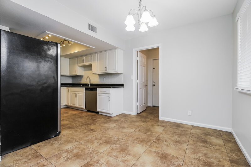 2,320/Mo, 2520 E Javelina Ave Mesa, AZ 85204 Dining Room View