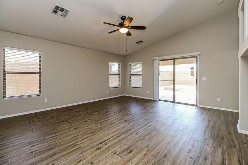 2,150/Mo, 22159 E Via del Rancho Queen Creek, AZ 85142 Living Room View