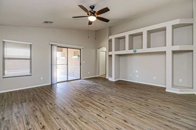 2,150/Mo, 22159 E Via del Rancho Queen Creek, AZ 85142 Living Room View 2