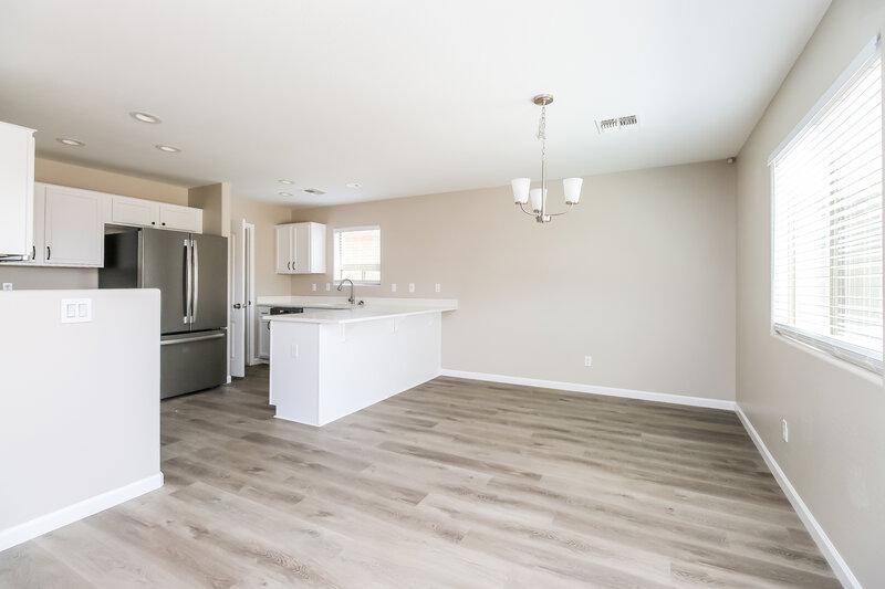 2,385/Mo, 37766 N Sandy Dr San Tan Valley, AZ 85140 Dining Room View