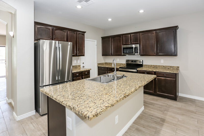 2,390/Mo, 25927 N 131st Dr Peoria, AZ 85383 Kitchen View