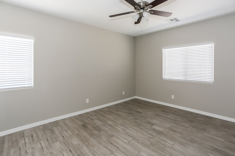 2,390/Mo, 25927 N 131st Dr Peoria, AZ 85383 Main Bedroom View