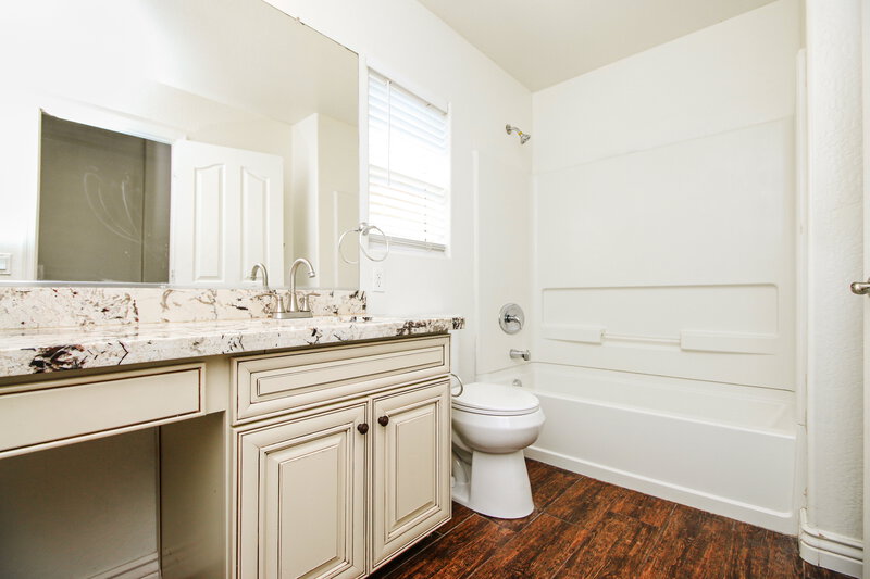 2,340/Mo, 10838 E Calypso Ave Mesa, AZ 85208 Bathroom View