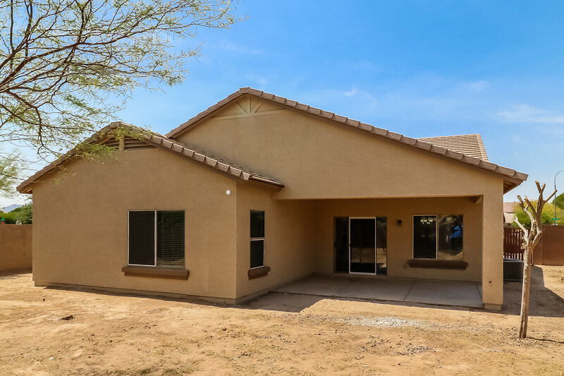 2,175/Mo, 105 N 108th Dr Avondale, AZ 85323 Rear View