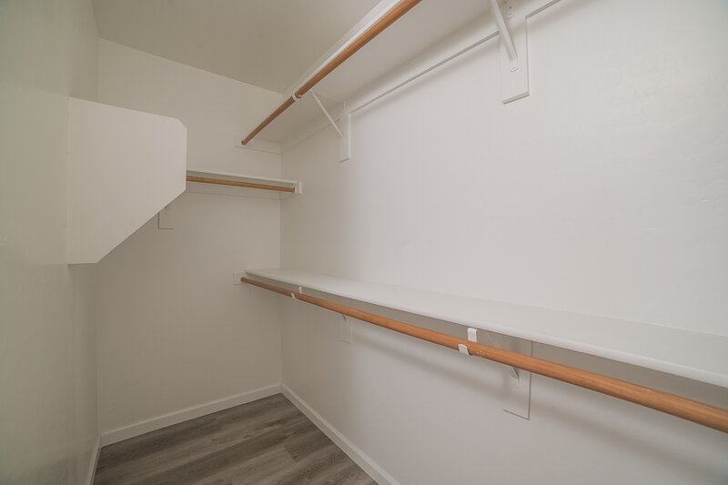 2,595/Mo, 7496 W Denaro Dr Glendale, AZ 85308 Laundry Room View