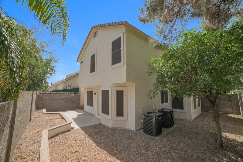 2,595/Mo, 7496 W Denaro Dr Glendale, AZ 85308 Rear View