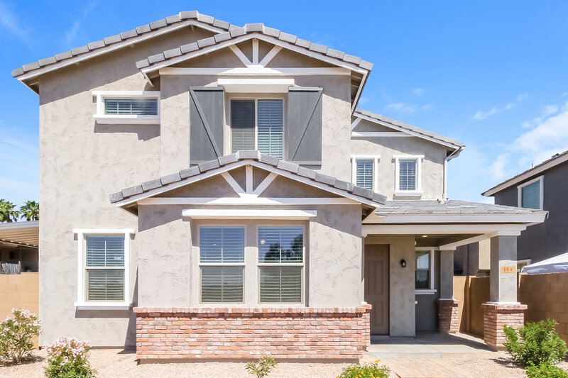 0/Mo, 144 N 56th Pl Mesa, AZ 85205 External View