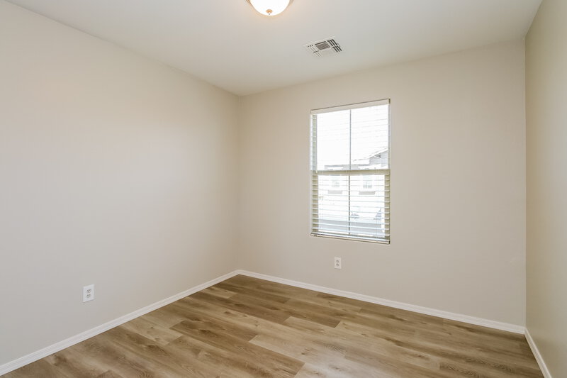 0/Mo, 144 N 56th Pl Mesa, AZ 85205 Bedroom View 2