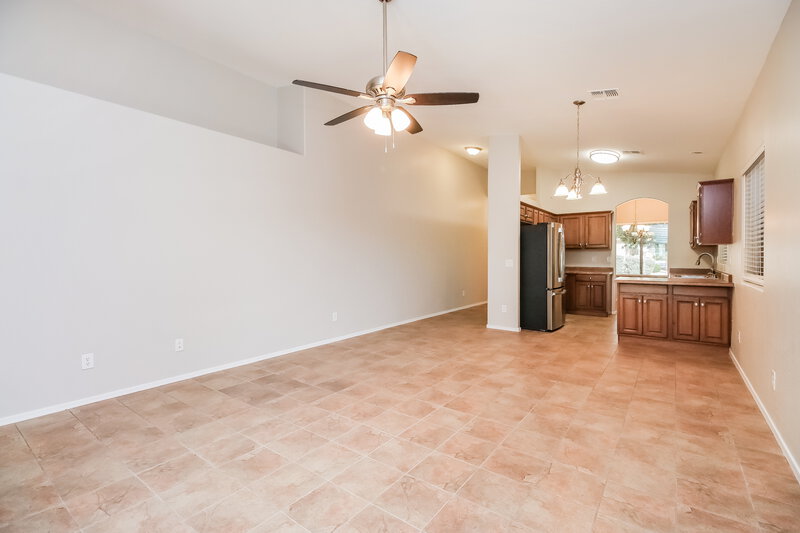 1,775/Mo, 900 W Broadway Ave Lot 11 Apache Junction, AZ 85120 Dining Room View 2