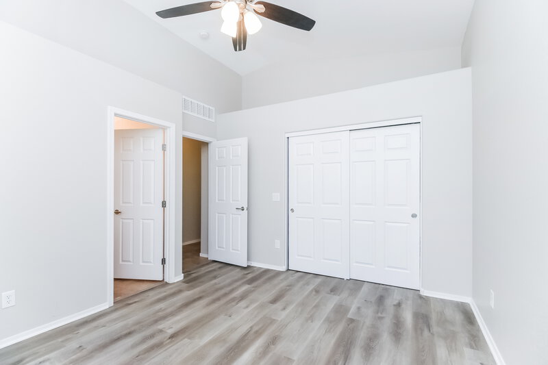1,775/Mo, 900 W Broadway Ave Lot 11 Apache Junction, AZ 85120 Main Bedroom View