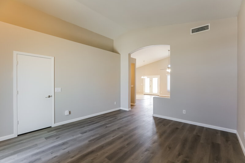 2,465/Mo, 2411 E Augusta Ave Chandler, AZ 85249 Living Room View 3