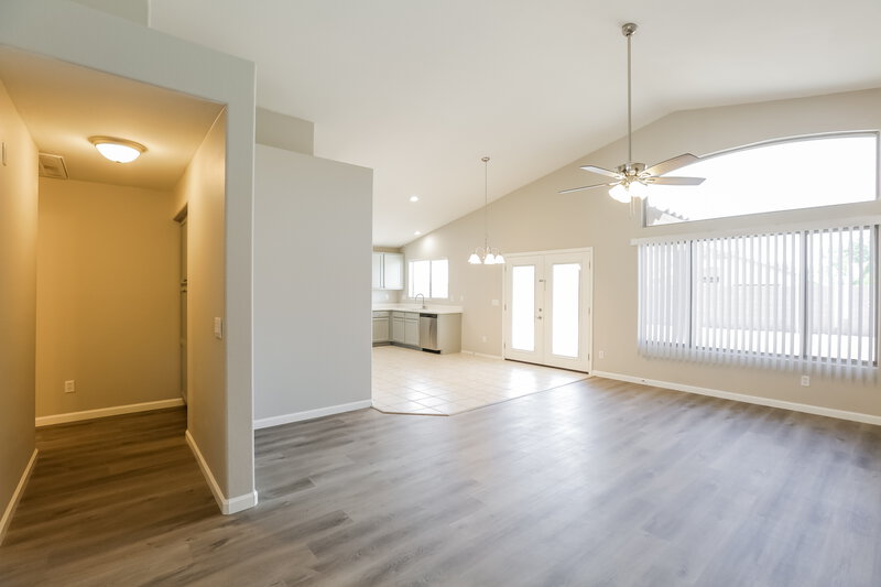 2,465/Mo, 2411 E Augusta Ave Chandler, AZ 85249 Family Room View