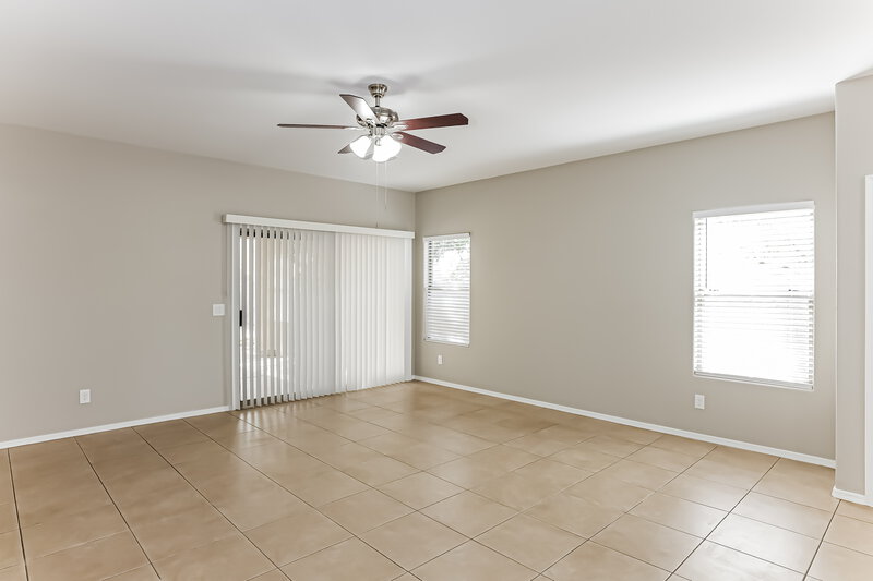 2,080/Mo, 12857 W Apodaca Dr Litchfield Park, AZ 85340 Living Room View