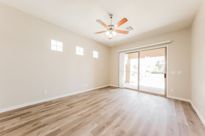 2,790/Mo, 6836 S 38th Pl Phoenix, AZ 85042 Main Bedroom View