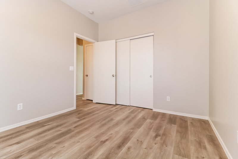 1,940/Mo, 7316 W Glass Ln Laveen, AZ 85339 Bedroom View 2