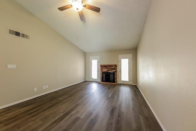 1,940/Mo, 2848 E Brown Rd Unit 15 Mesa, AZ 85213 Living Room View