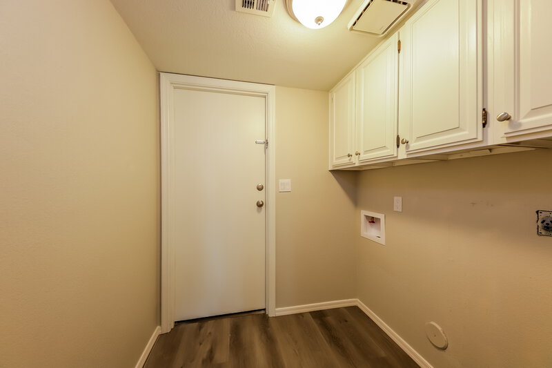 1,940/Mo, 2848 E Brown Rd Unit 15 Mesa, AZ 85213 Laundry Room View