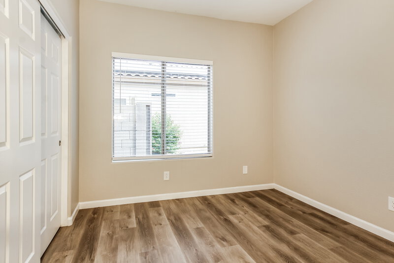 1,865/Mo, 1026 S 6th Ave Avondale, AZ 85323 Bedroom View 2
