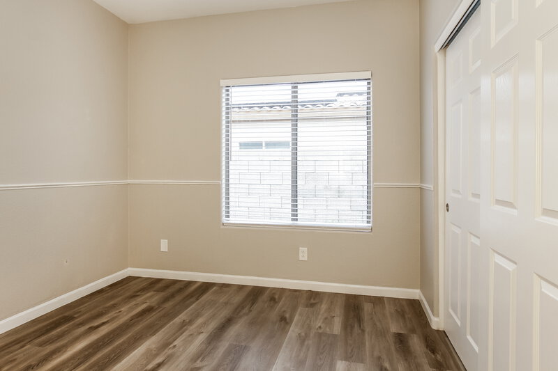 1,865/Mo, 1026 S 6th Ave Avondale, AZ 85323 Bedroom View 3