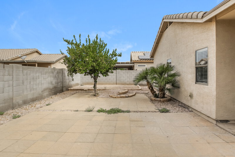 1,865/Mo, 1026 S 6th Ave Avondale, AZ 85323 Rear View