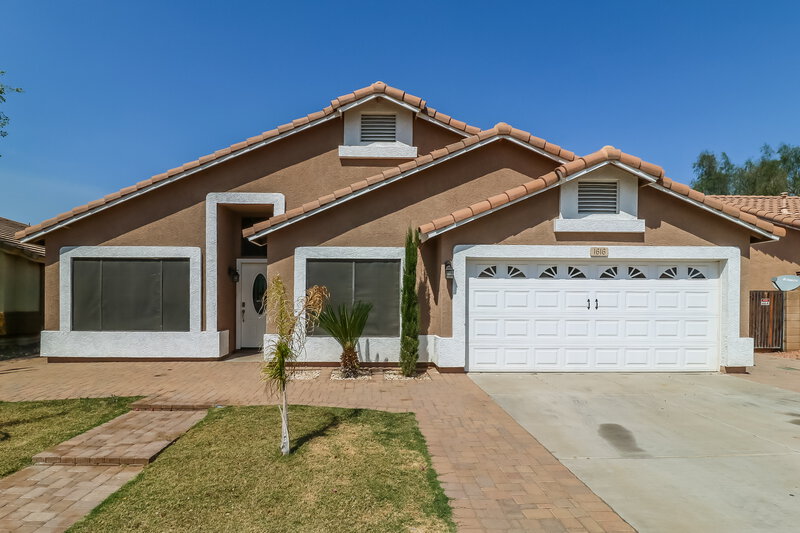 2,390/Mo, 1616 S 82nd Dr Phoenix, AZ 85043 External View