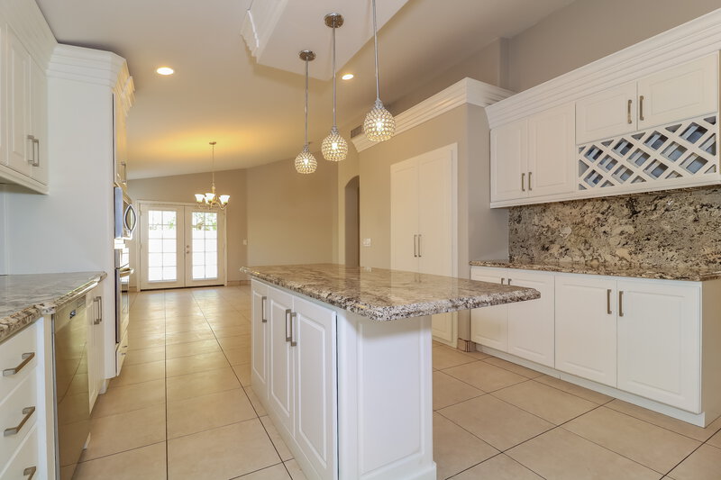 2,390/Mo, 1616 S 82nd Dr Phoenix, AZ 85043 Kitchen View 2