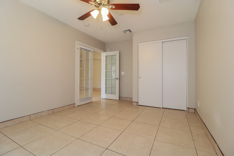 2,390/Mo, 1616 S 82nd Dr Phoenix, AZ 85043 Bedroom View