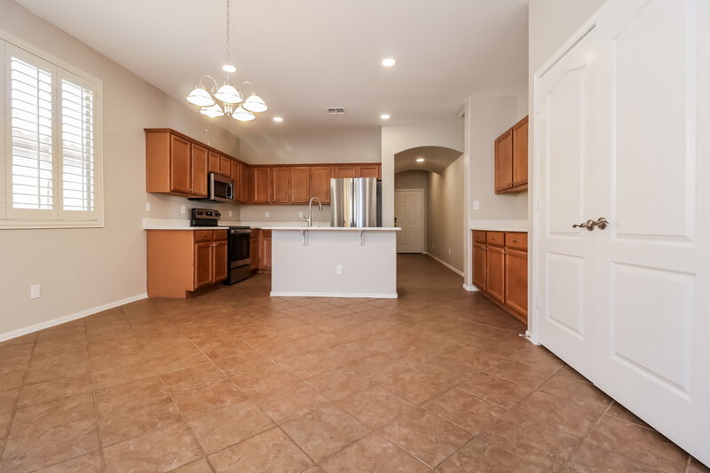 2,255/Mo, 17050 W Stevenage St Surprise, AZ 85374 Dining Room View