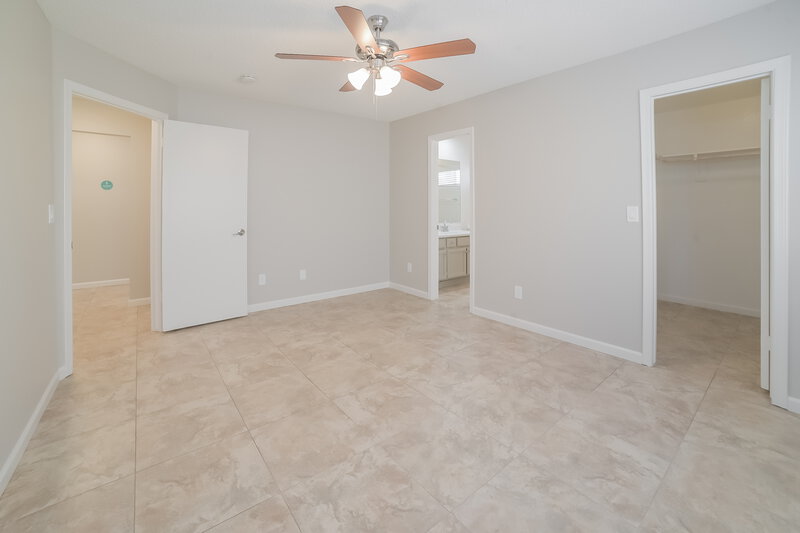 1,995/Mo, 10119 W Windsor Blvd Glendale, AZ 85307 Main Bedroom View 2