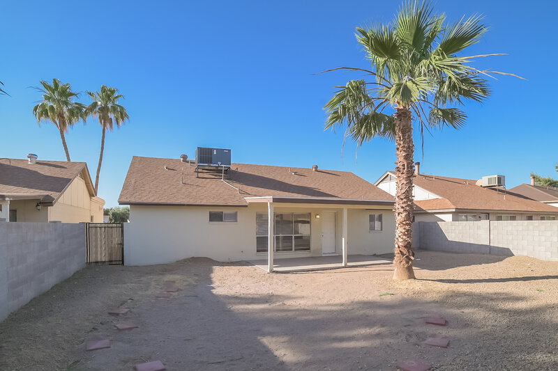 1,995/Mo, 10119 W Windsor Blvd Glendale, AZ 85307 Rear View 2