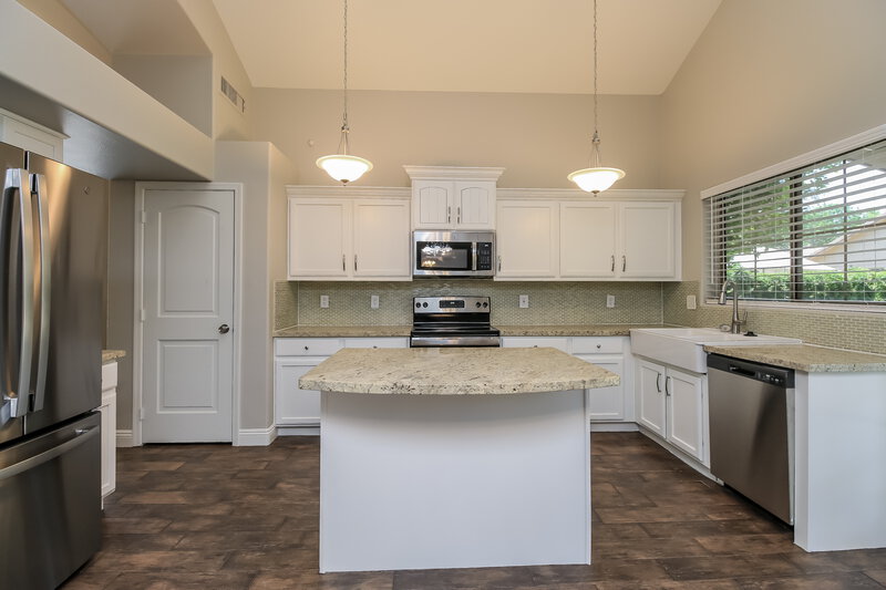 3,400/Mo, 3748 E Linda Ct Gilbert, AZ 85234 Kitchen View