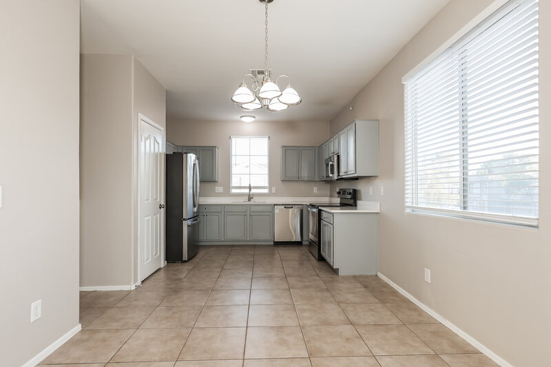 1,955/Mo, 6628 W Monroe St Phoenix, AZ 85043 Dining Room View