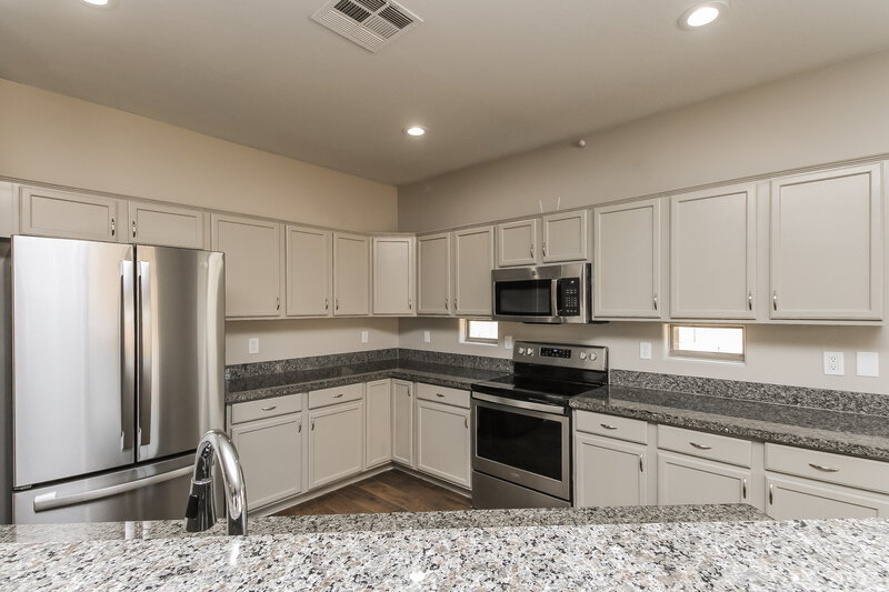 2,455/Mo, 22921 S 214th St Queen Creek, AZ 85142 Kitchen View