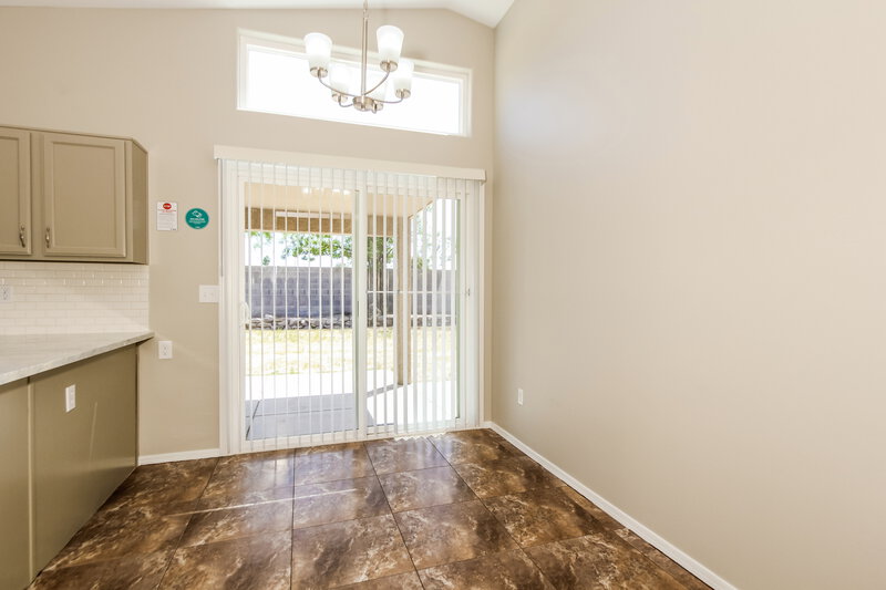 2,195/Mo, 2613 S Ananea Mesa, AZ 85209 Dining Room View