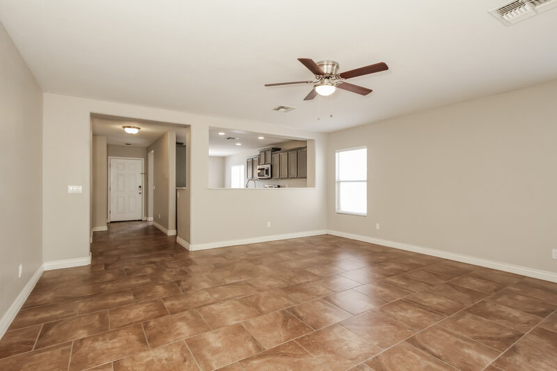 0/Mo, 11644 W Hackbarth Dr Youngtown, AZ 85363 Living Room View 2