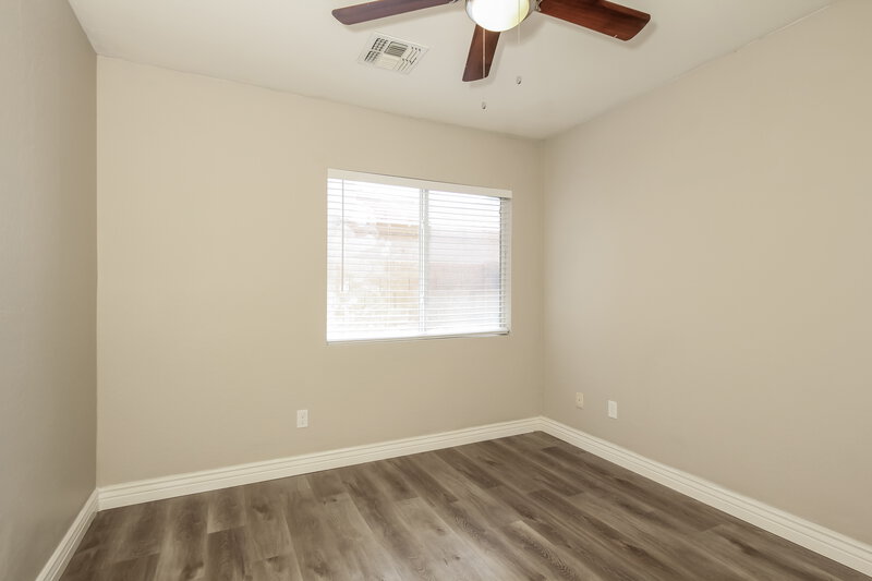 0/Mo, 11644 W Hackbarth Dr Youngtown, AZ 85363 Bedroom View