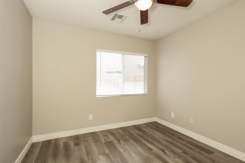 0/Mo, 11644 W Hackbarth Dr Youngtown, AZ 85363 Bedroom View 2