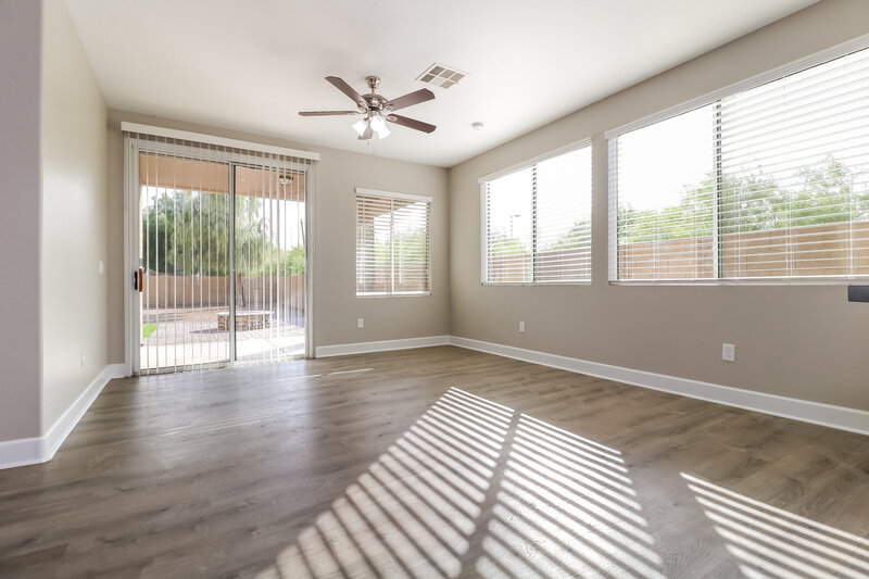 2,645/Mo, 13506 W Marshall Ave Litchfield Park, AZ 85340 Dining Room View