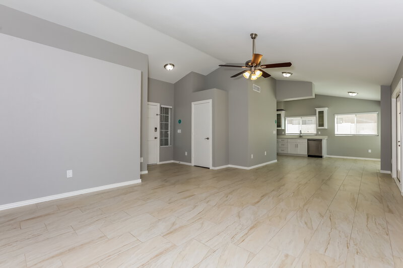 2,230/Mo, 4401 E Scott Ave Gilbert, AZ 85234 Living Room View