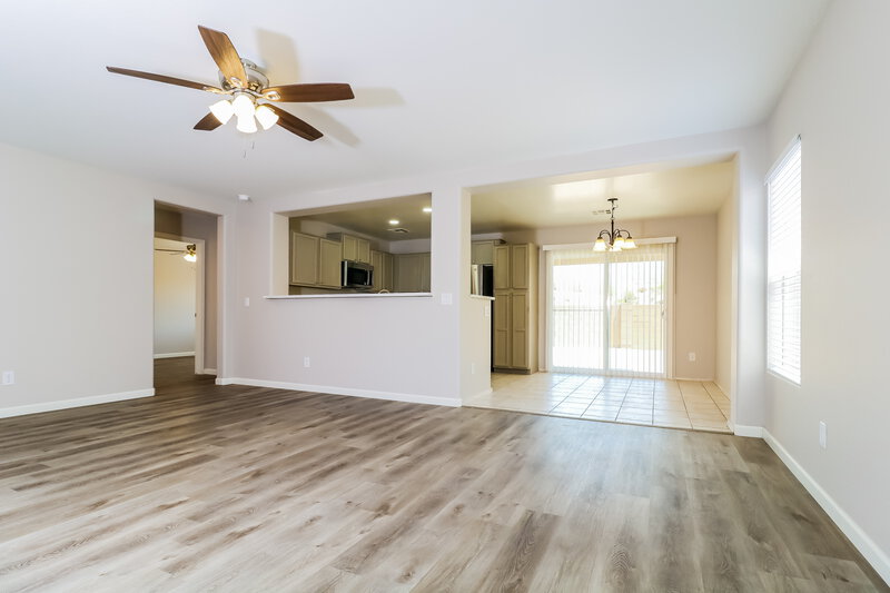 1,935/Mo, 10043 N 115th Dr Youngtown, AZ 85363 Living Room View 2