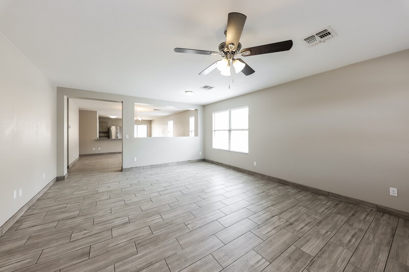 1,910/Mo, 11522 W Wethersfield Rd El Mirage, AZ 85335 Living Room View