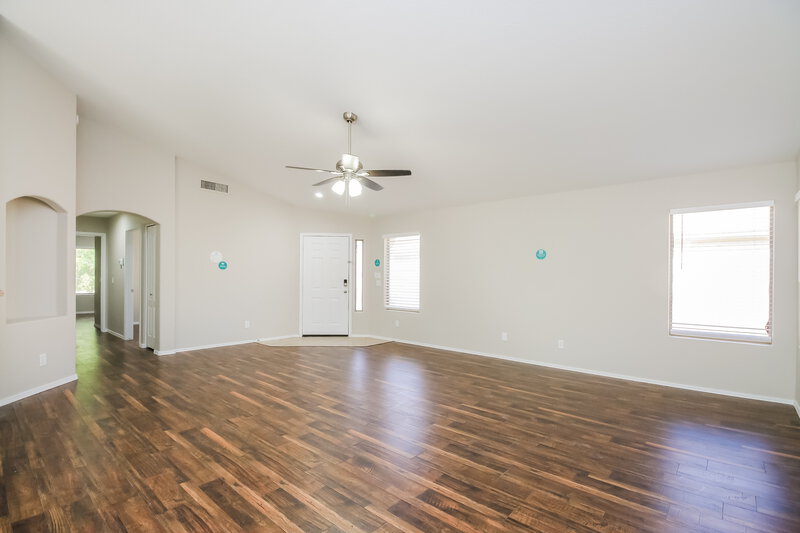 2,390/Mo, 10912 E Dragoon Ave Mesa, AZ 85208 Living Room View