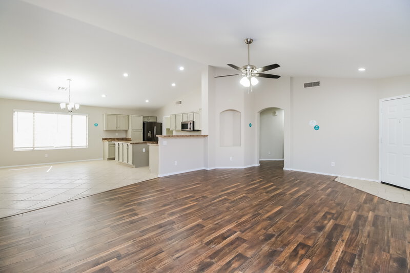 2,390/Mo, 10912 E Dragoon Ave Mesa, AZ 85208 Living Room View 3