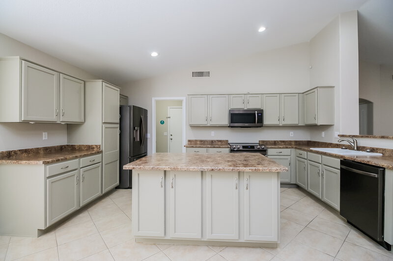 2,390/Mo, 10912 E Dragoon Ave Mesa, AZ 85208 Kitchen View